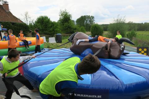 Vijf Jaar Dijle Floats Feest, Inflatable Games Day op zondag 5 april 2020