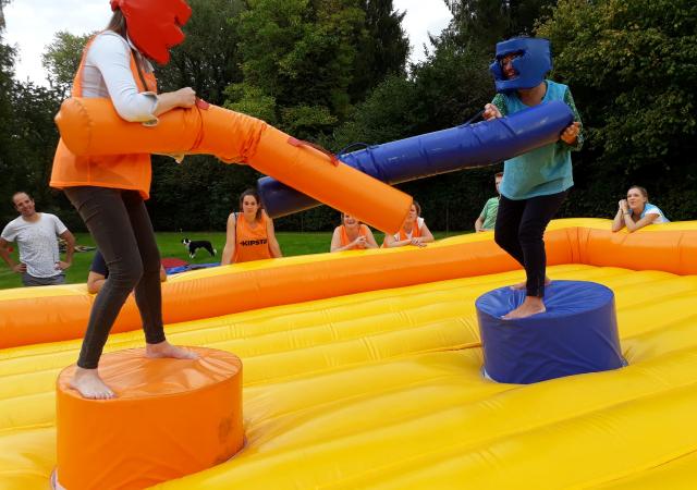 Bedrijfsuitstap Inflatable Games te Oud-Heverlee