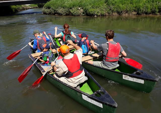 Schooluitstap Vals-catamaran varen voor hulpbehoevenden